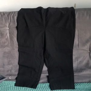 Womens Fashion Bug slip on capri pants